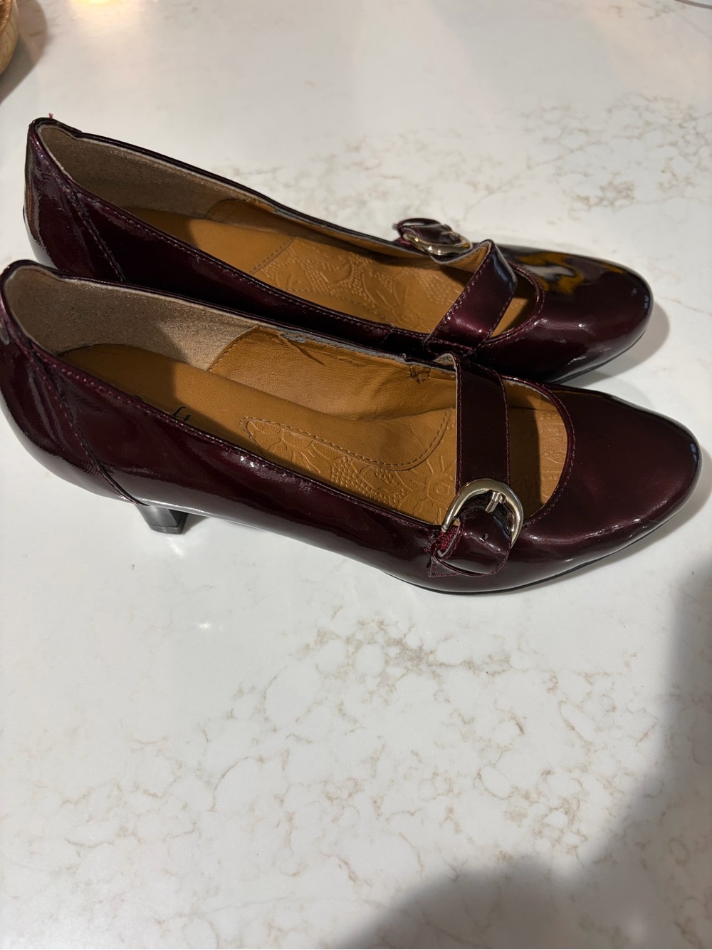 Sofft Women Mary Jane PumpBurgundy Patent Peep Toe Retro Heel Size 8M